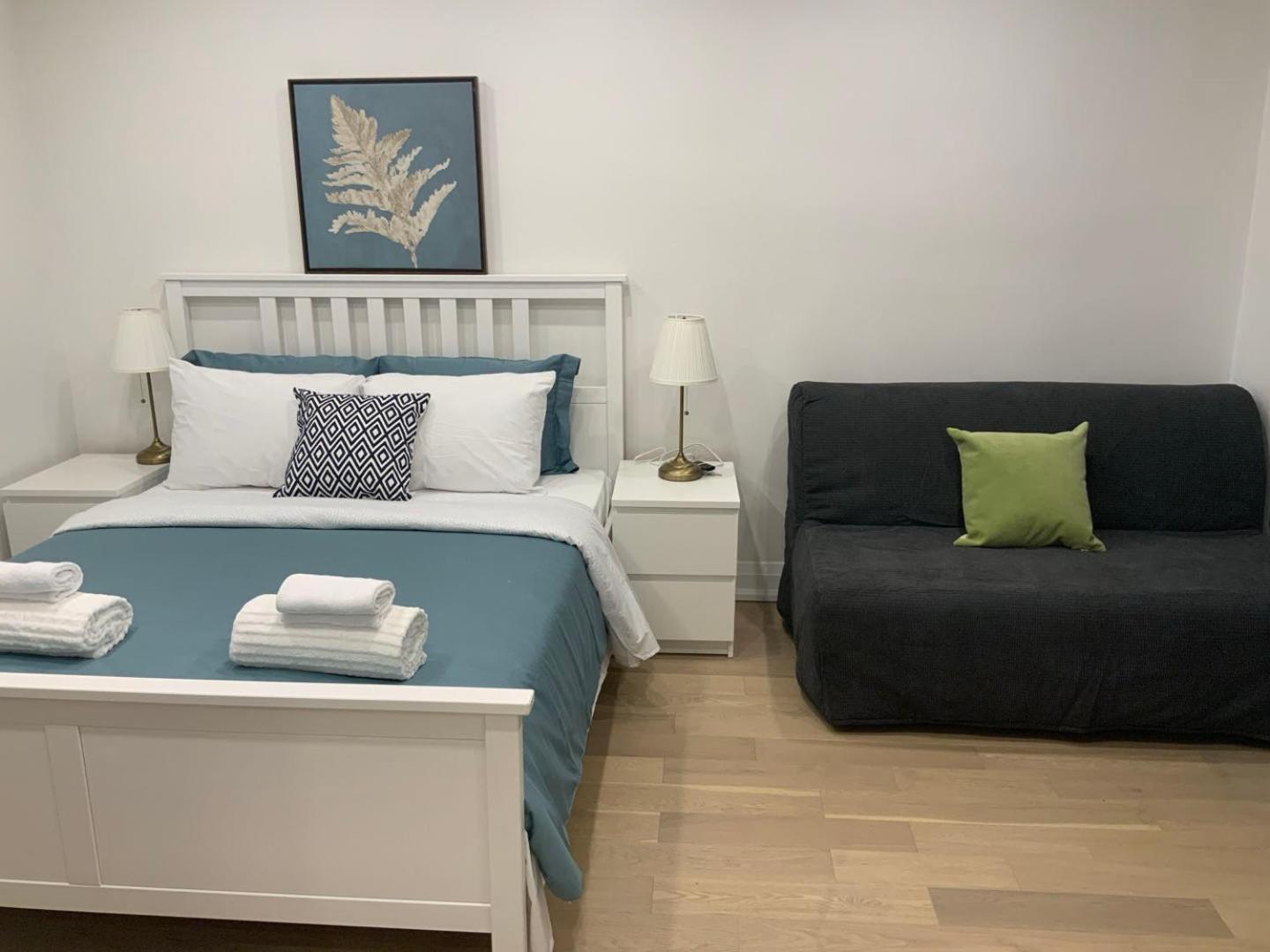 Leaside Garden Guesthouse تورونتو المظهر الخارجي الصورة