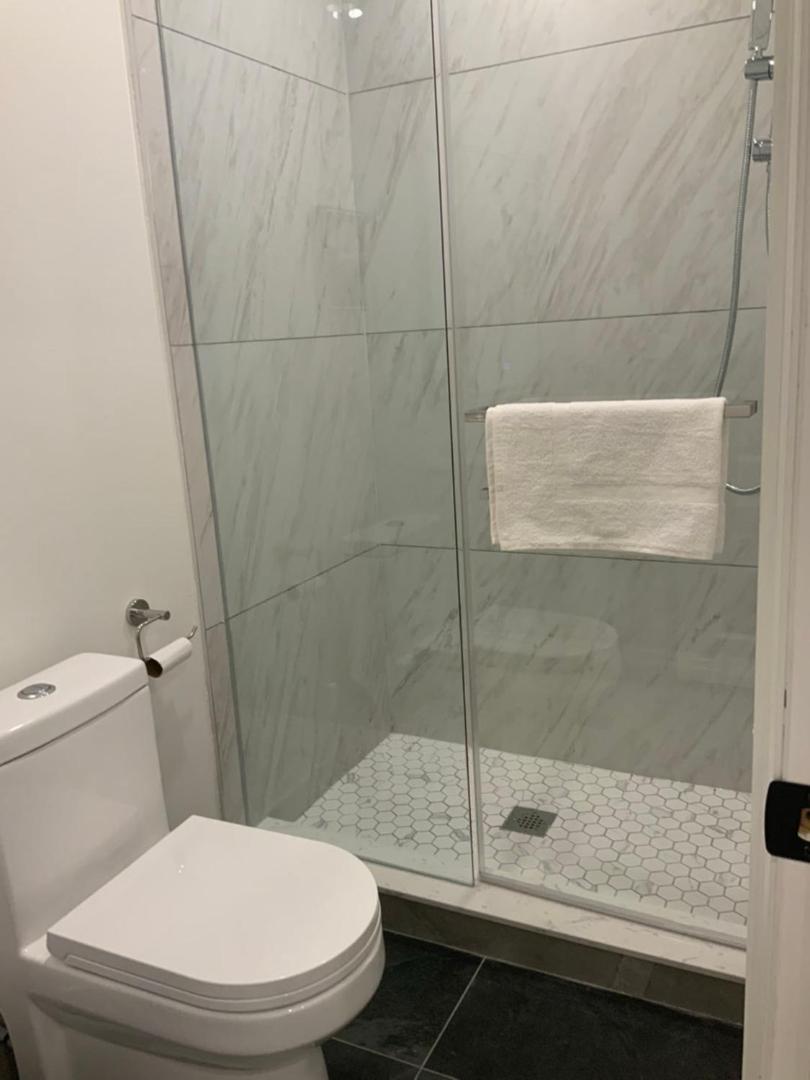 Leaside Garden Guesthouse تورونتو المظهر الخارجي الصورة